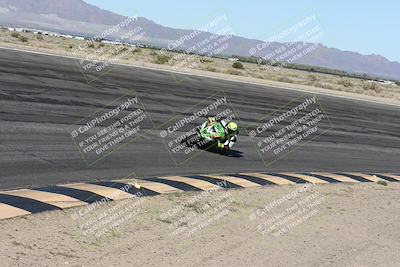 media/Jan-16-2026-CVMA Friday Practice (Fri) [[6f2bf47531]]/5-Racer 4-Trackday1/Session 2 (Bowl)/